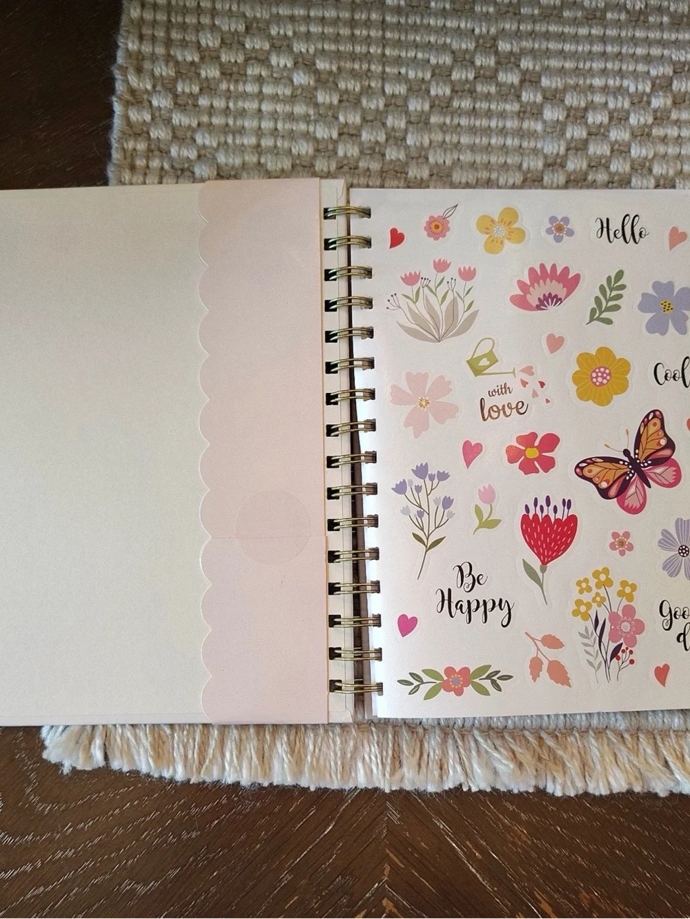 Gold Pearl Top Ballpoint Pen & Floral Pink Notebook journal